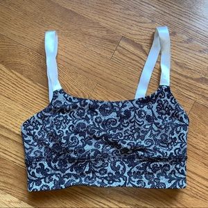 Lululemon Sports Bra - Size 6